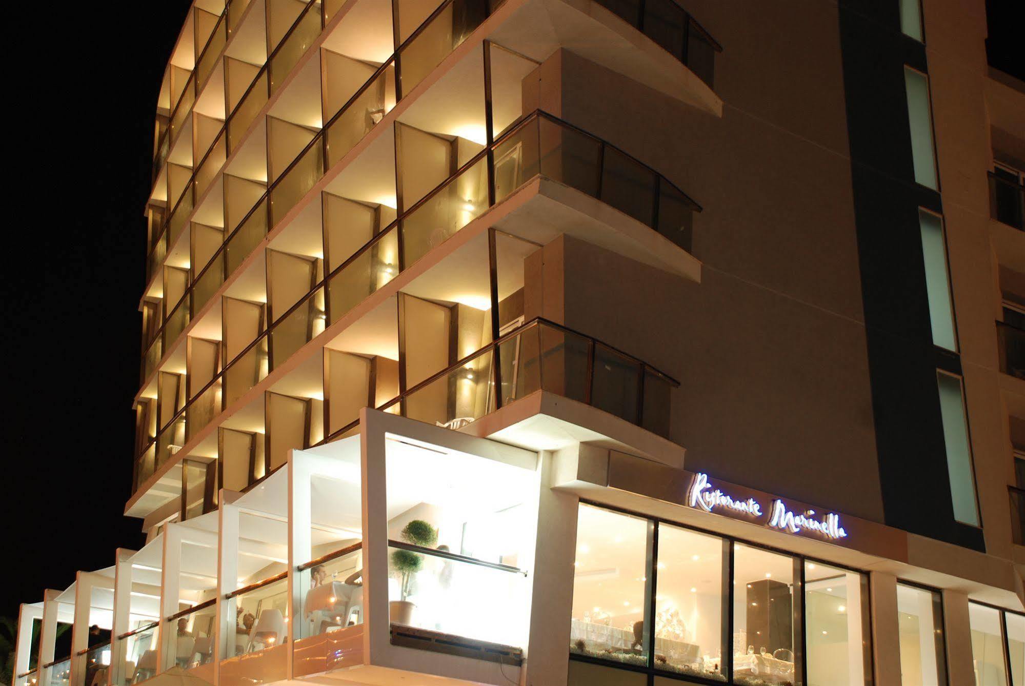 Water'S Edge Hotel Birżebbuġa Bagian luar foto