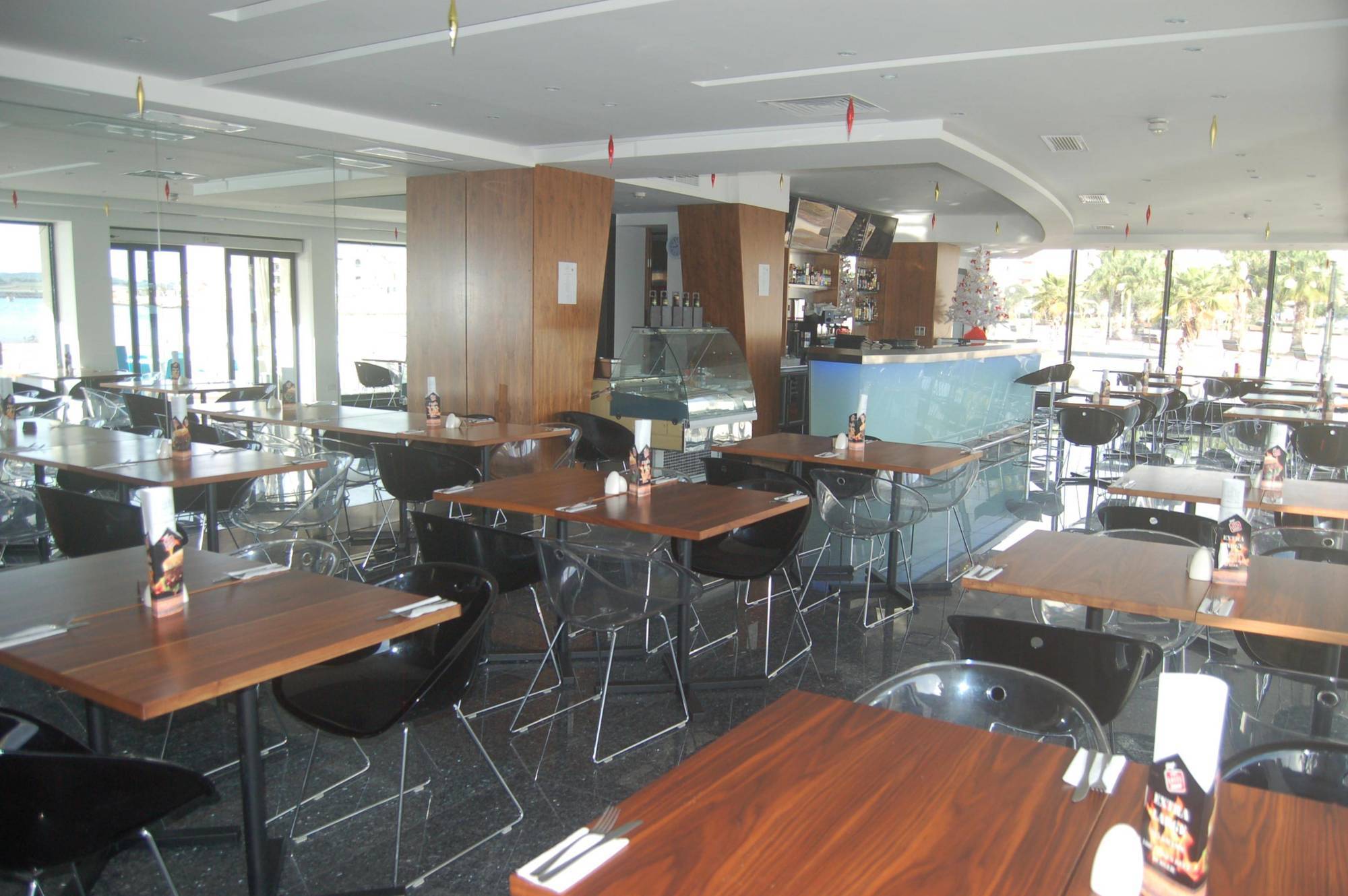Water'S Edge Hotel Birżebbuġa Bagian luar foto